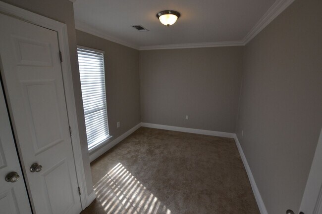 Building Photo - Zachary School District!  Newly remodeled 4 bedroom, 2.5 bath near downtown Zachary