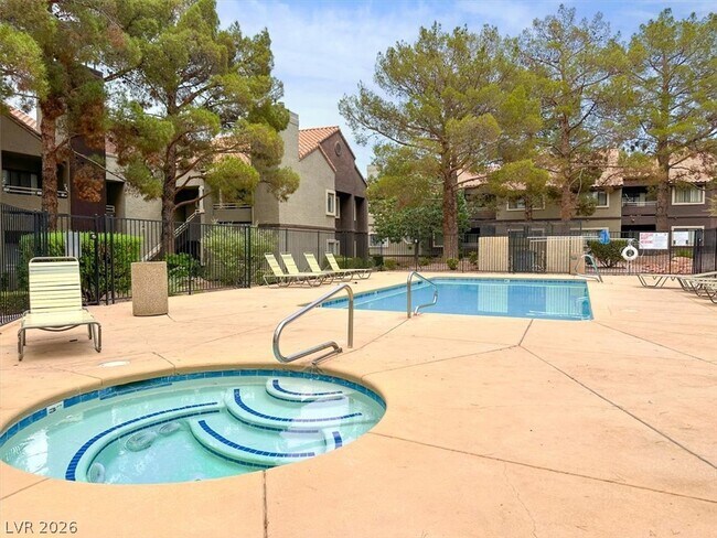 Building Photo - 5042 S Rainbow Blvd