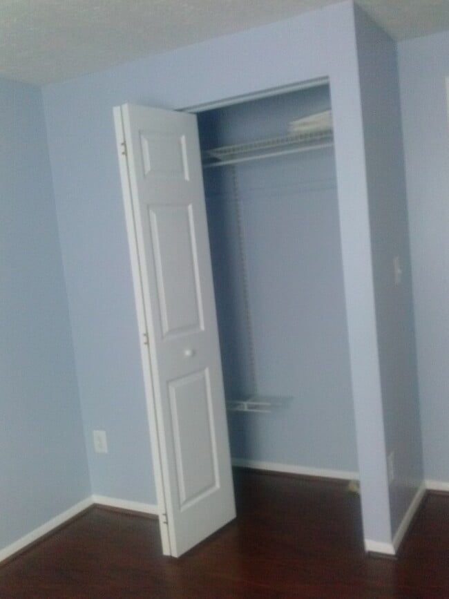 Building Photo - 10160 Asheville St