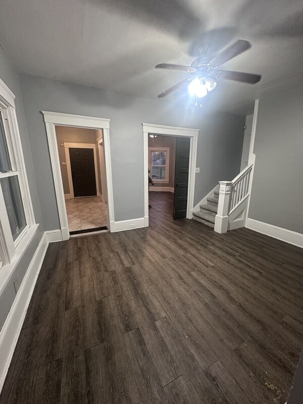 Building Photo - 9415 Edmunds Ave