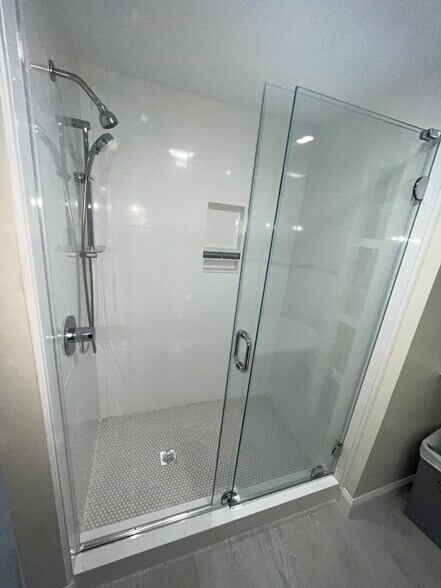 Building Photo - 26 Hazelwood St