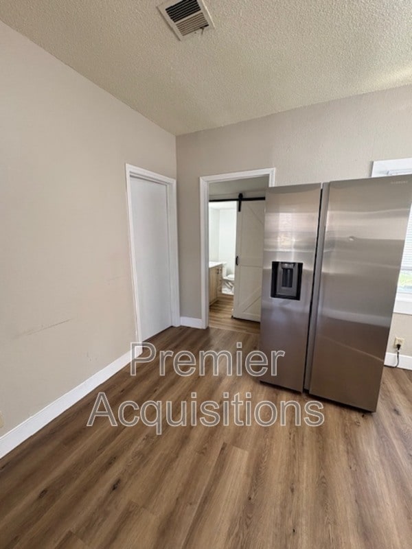 Building Photo - 2920 Hillcrest Ave