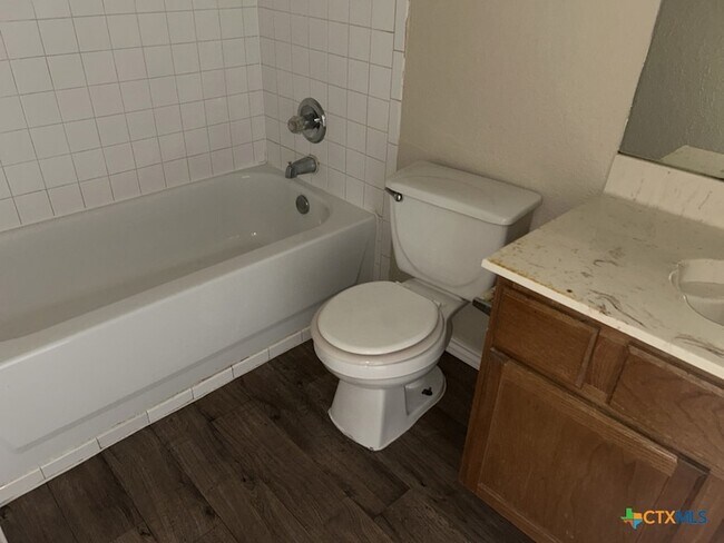 Building Photo - 3412 Cantabrian Dr