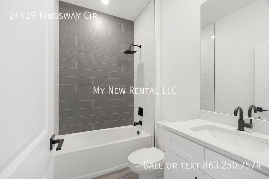 Building Photo - 24419 SW Kingsway Cir