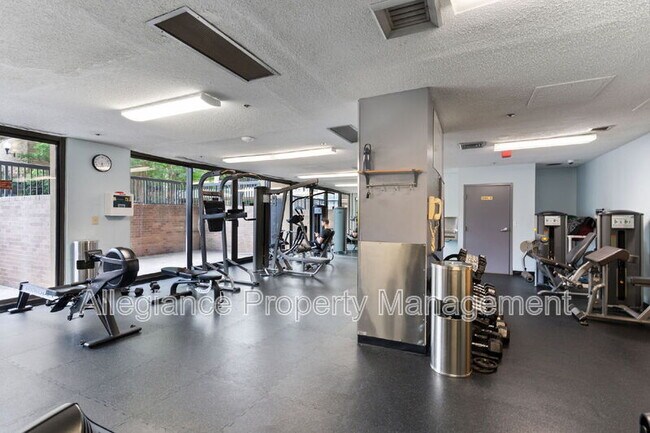 Building Photo - 5505 Seminary Rd