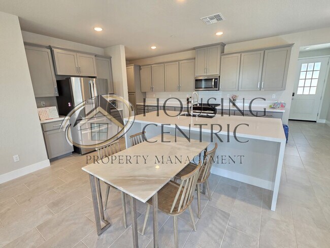Building Photo - 3056 Poas Wy