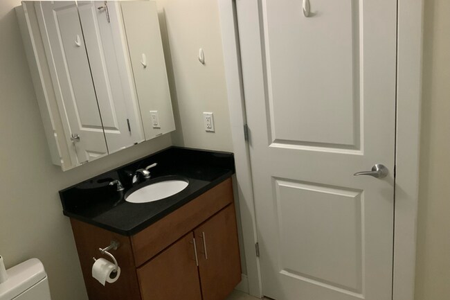 Building Photo - 1.0 bedroom in Cambridge Massachusetts 02138