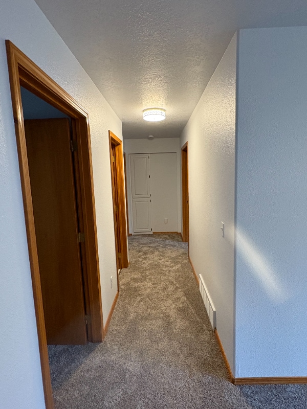 Building Photo - 2120 W Hogan St