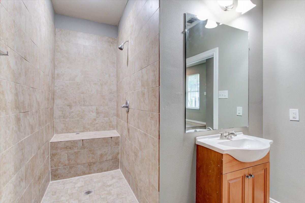 Building Photo - 3558 Winston Rd