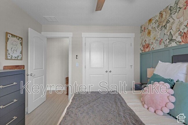 Building Photo - 12473 S Desert Mesa Dr