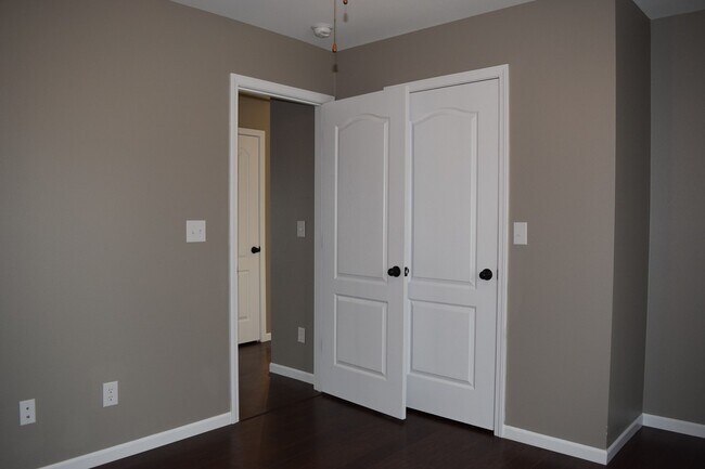 Building Photo - 3 Bedroom Home in Taylor Hills Subdivision