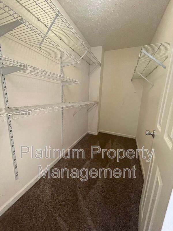 Building Photo - 1020 Twin Brook Ct NW