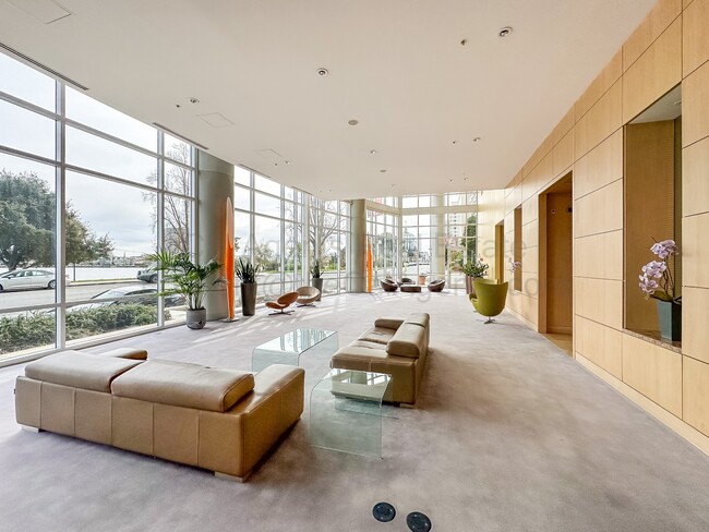 Building Photo - 1 Lakeside Dr