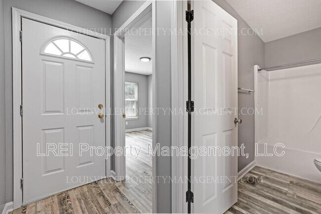 Building Photo - 420 S Wenzel St