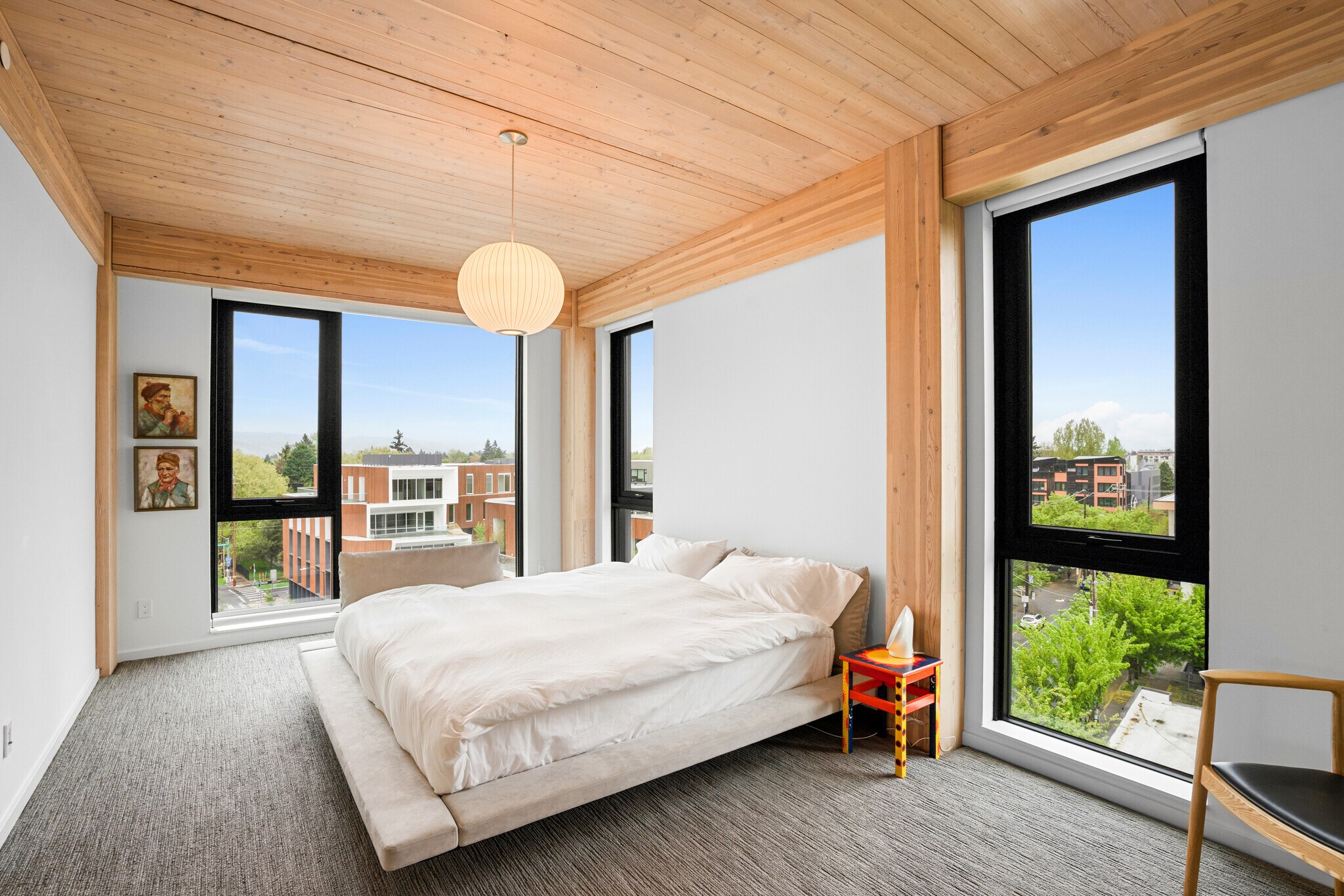 Building Photo - 12 NE Fremont St