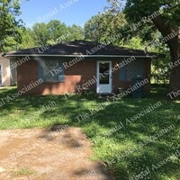 Building Photo - 208 Tennessee St