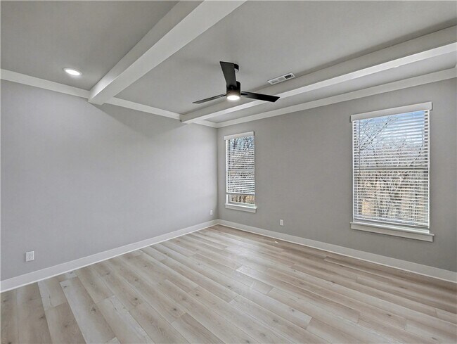 Building Photo - 52 Claxton Dr