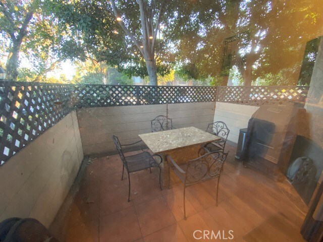 Building Photo - 13601 Valerio St