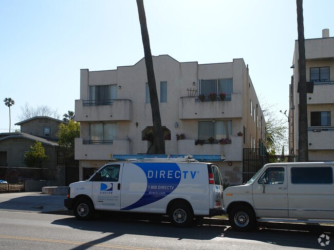 Building Photo - 641 N Normandie Ave