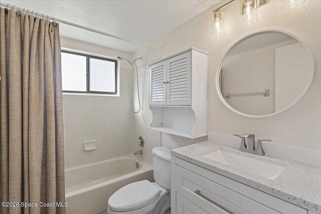 Building Photo - 1145 N Shannon Ave