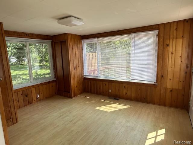 Building Photo - 6199 Monrovia Dr