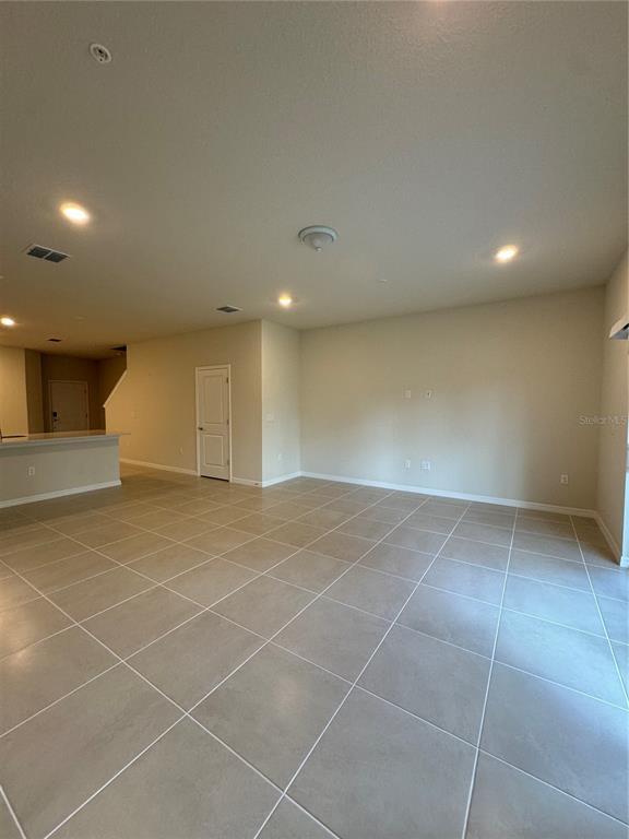 Building Photo - 105 Violet Vine Ln