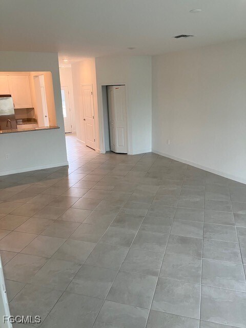 Building Photo - 14162 Pine Lodge Ln