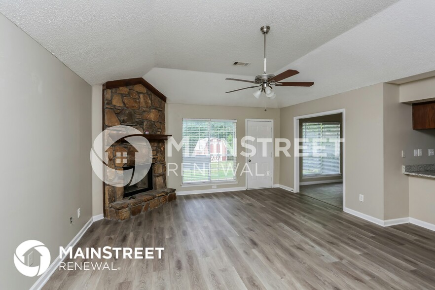 Building Photo - 1247 Grange Way Dr