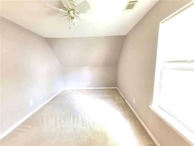 Building Photo - 873 Ashwood Walk