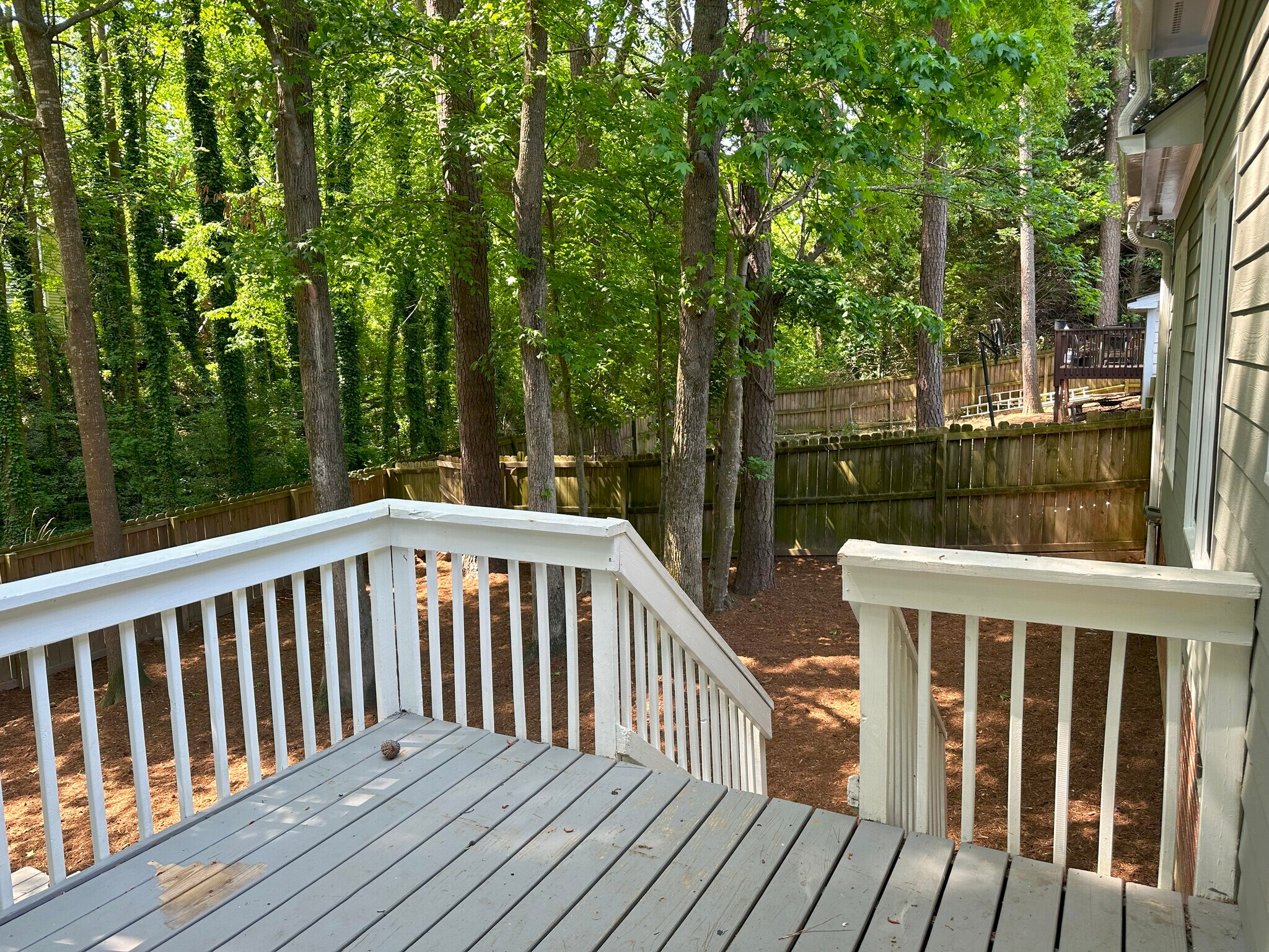 Building Photo - 420 Johnson St