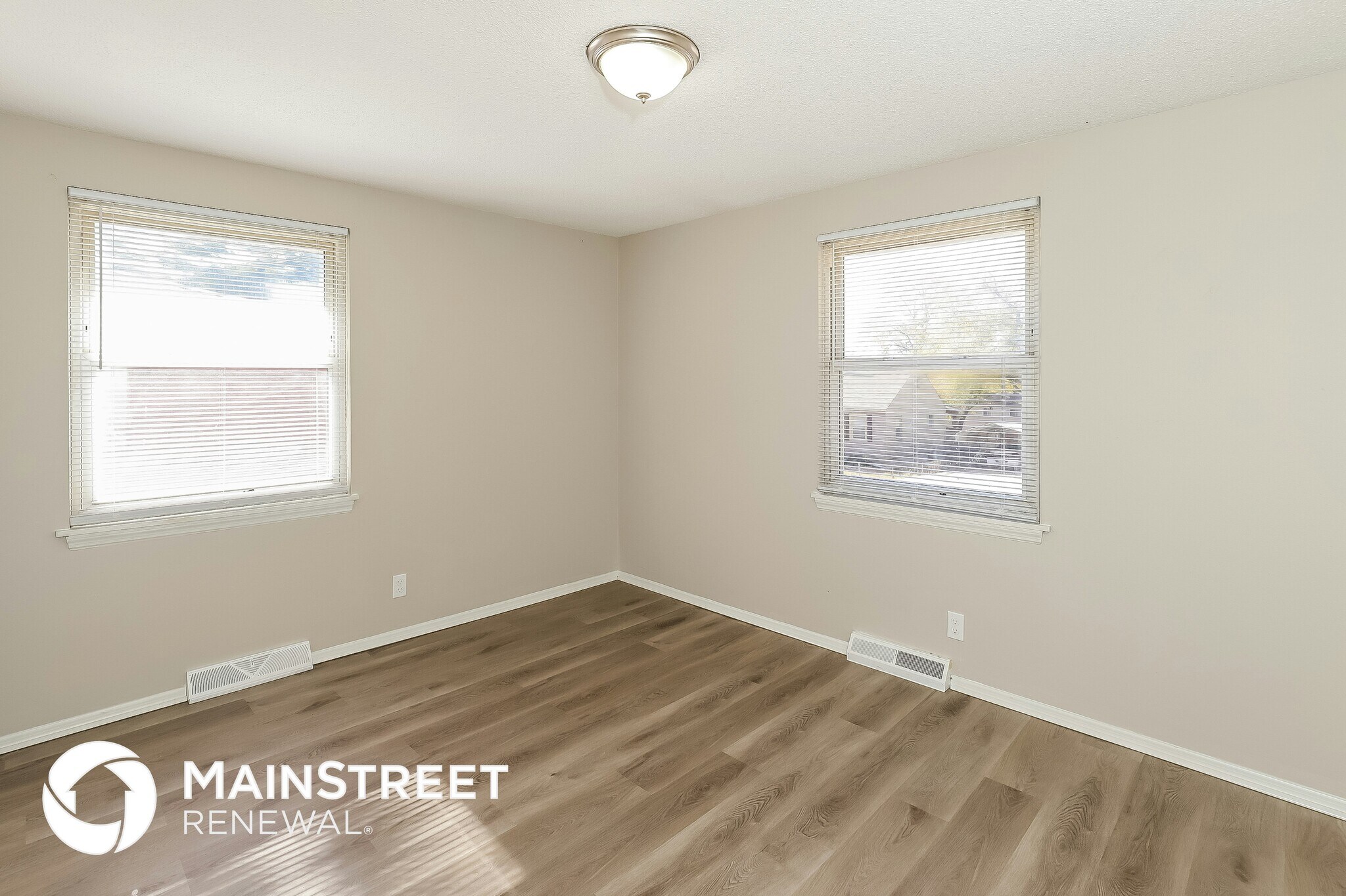 Building Photo - 4259 NE Kelsey Rd