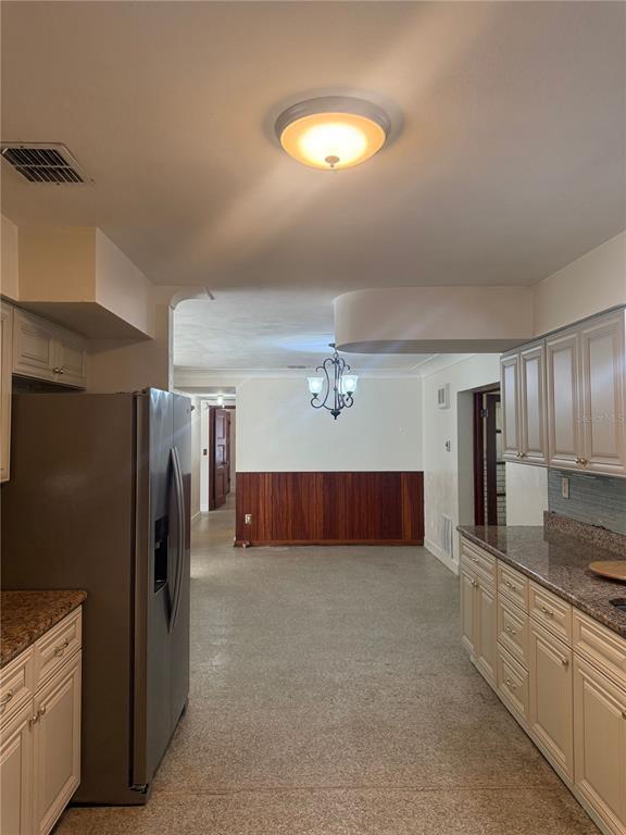 Building Photo - 206 Robin Rd