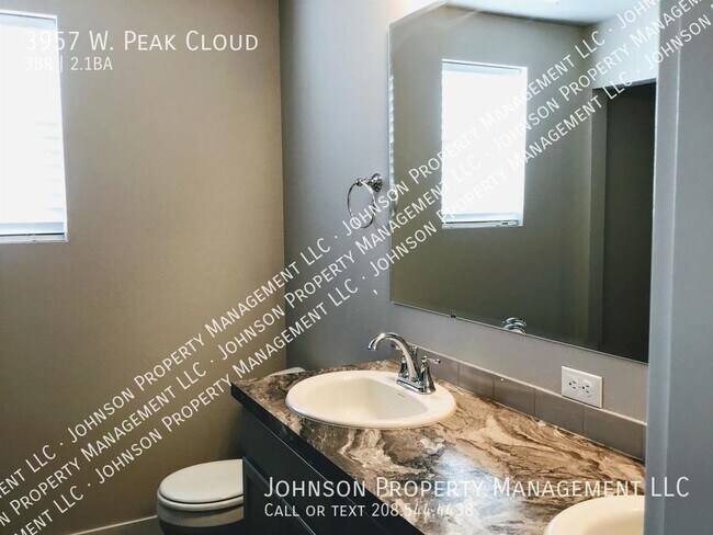 Building Photo - 3957 W Peak Cloud Dr