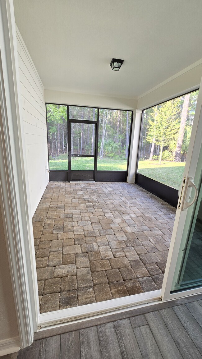 Building Photo - 757 Blind Oak Cir