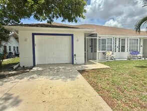 Building Photo - AVAILABLE NOW!!!!  3 Bedroom 2 bath 1 car ...