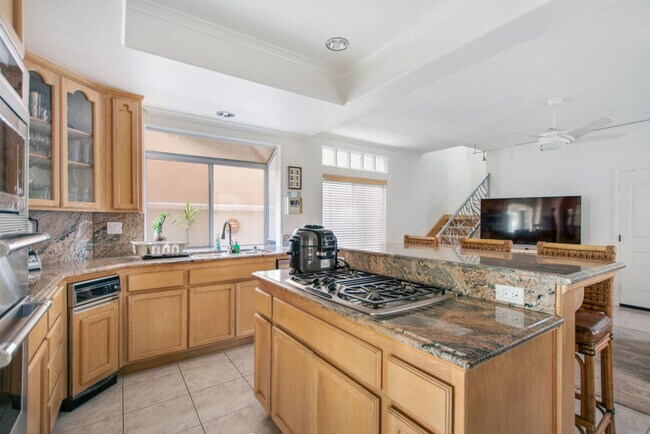 Building Photo - 603 10th St