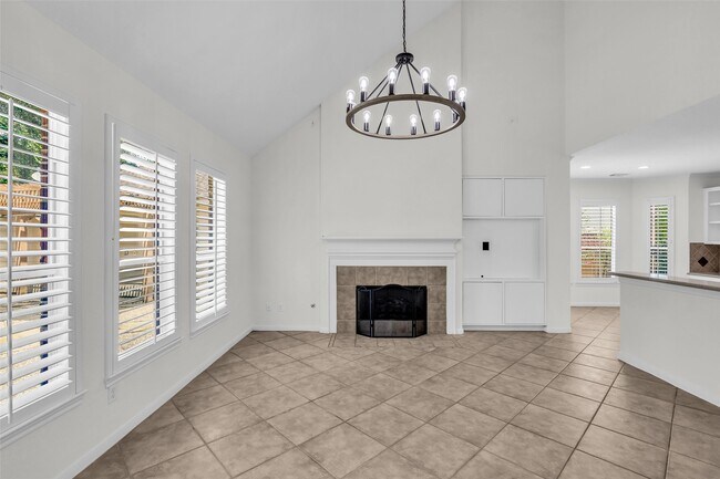 Building Photo - 79 W Shale Creek Cir