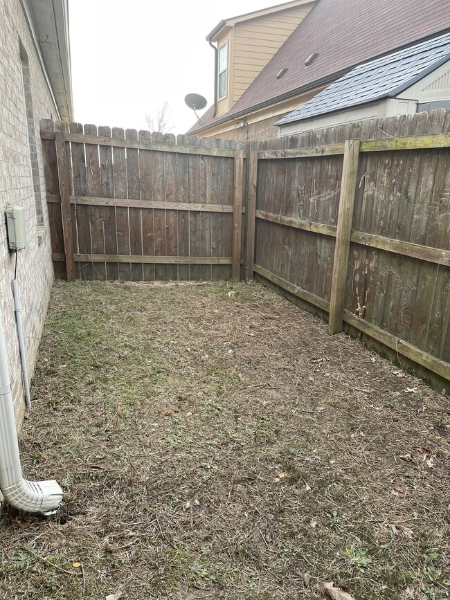 Building Photo - 10230 Adikson Dr