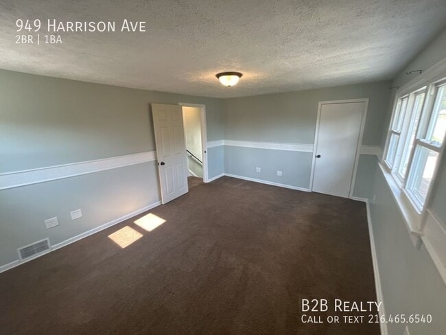 Building Photo - 949 Harrison Ave