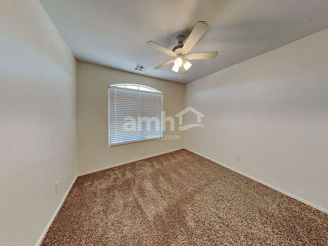 Building Photo - 17584 W Banff Ln