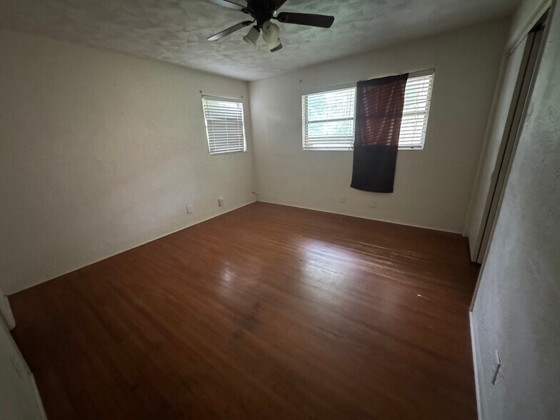 Building Photo - 357 Dubs Dr