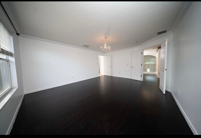 Building Photo - 5456 Los Palma Vista Dr