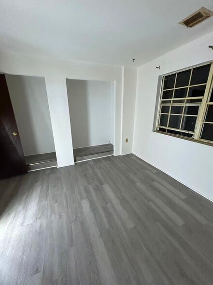 Building Photo - 5 Louisburg Sq