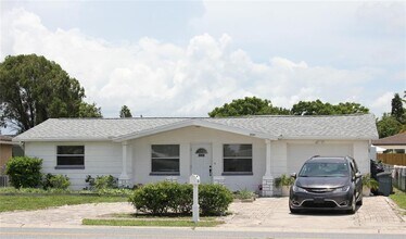 Building Photo - 10241 Regency Park Blvd