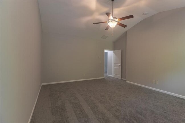 Building Photo - 5046 Apple Grove Rd NE