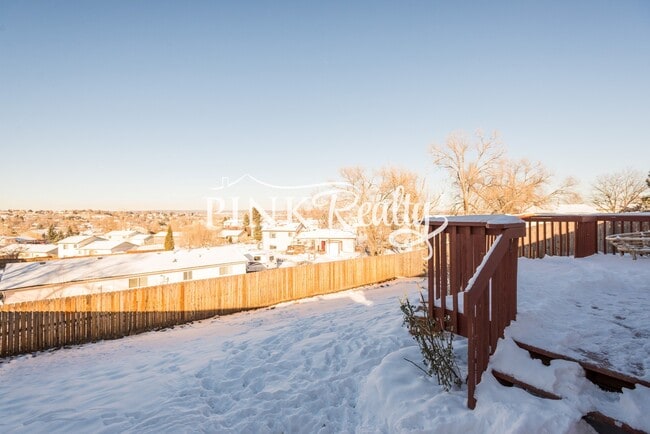 Building Photo - 1890 Chamberlin S