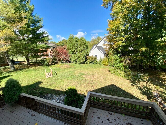 Building Photo - Available July 28th, 2026!