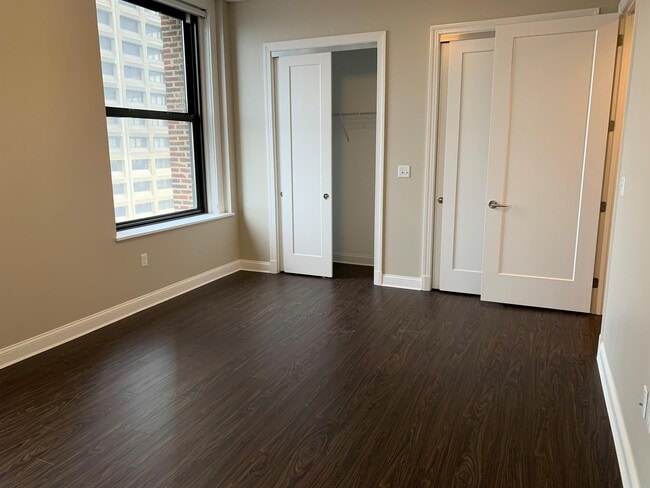 Building Photo - 237 Main Rd