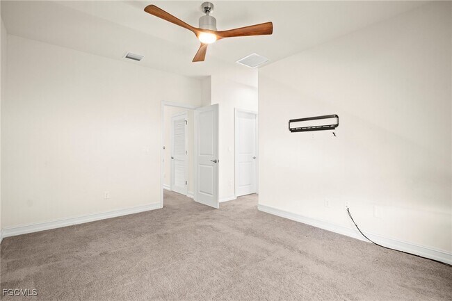 Building Photo - 15851 Portofino Springs Blvd
