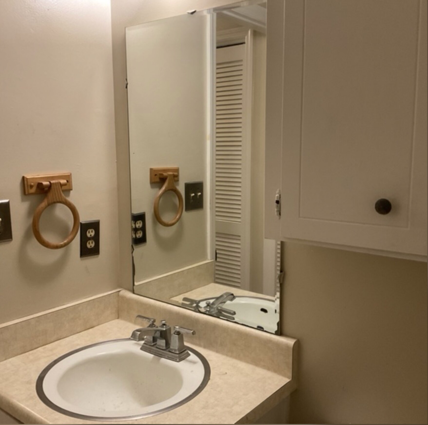 Building Photo - 103 Colebrook Ct